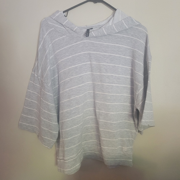 Joe's Jeans Drop Shoulder Gray & White Striped Flowy Hoodie - Picture 3 of 5